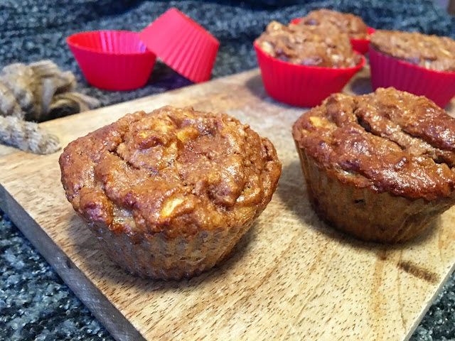 Jabłkowe muffiny bez cukru i glutenu